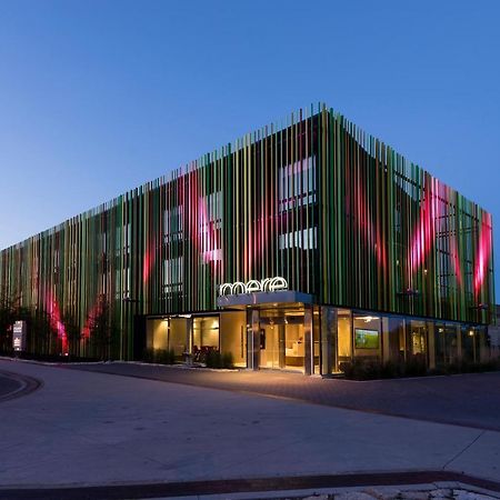 Mere Hotel Winnipeg Eksteriør billede