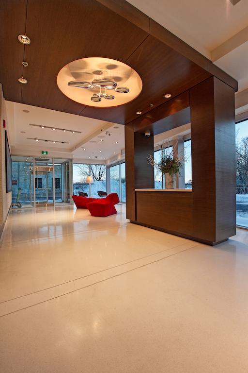 Mere Hotel Winnipeg Eksteriør billede